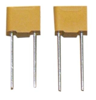 TIM825K015P0X Танталовые конденсаторы - твердые, с выводами 8.2uF 15Volts