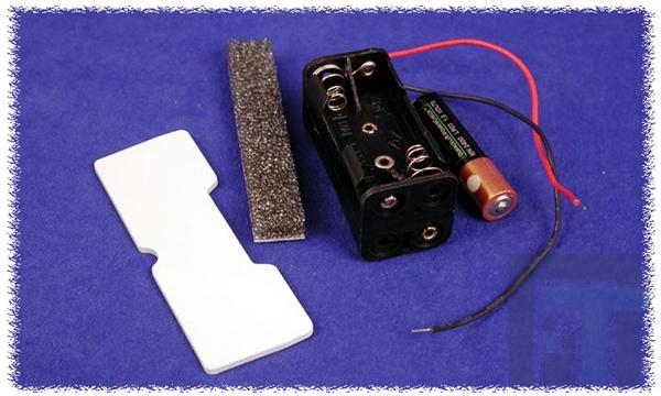BH4AAAW Контакты, защелки, держатели и пружины для цилиндрических батарей Battery Holder Kit For 4 AAA Cell